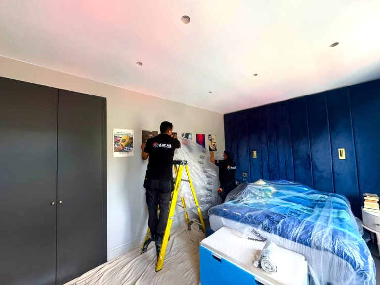 Setting up the protective cover on furniture for the rooms